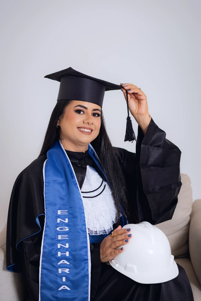 Capa do case de formatura de Engenharia Civil na PUC Goiás