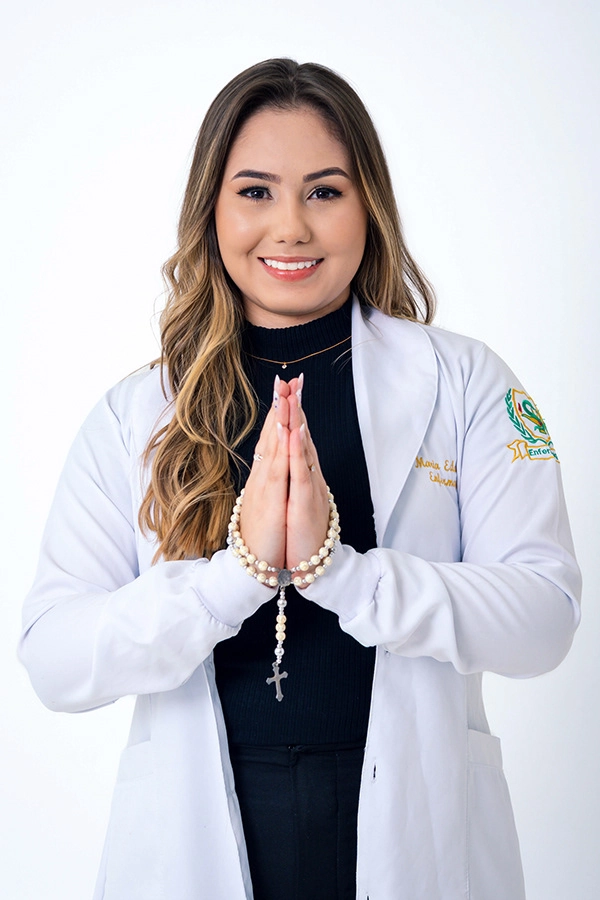 Detalhe da beca e do capelo, Maria Eduarda, Enfermagem, Unifan, Goiânia
