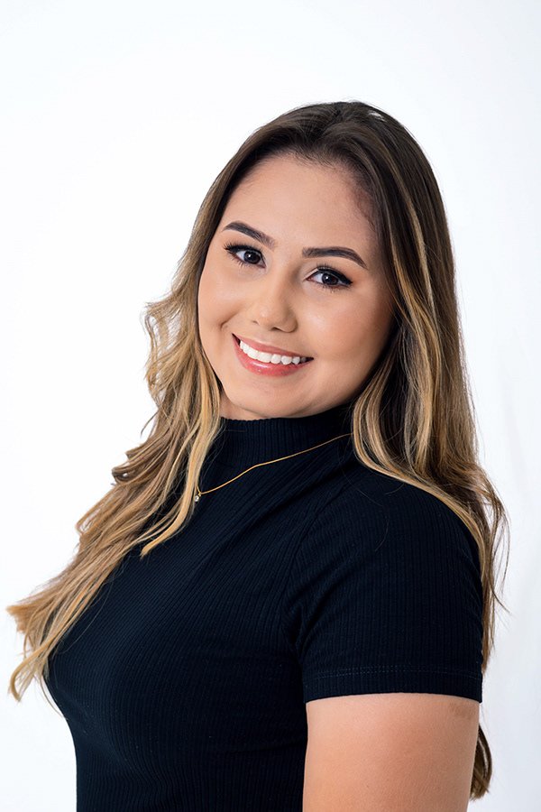 Retrato individual de formando, Maria Eduarda Enfermagem, Goiânia