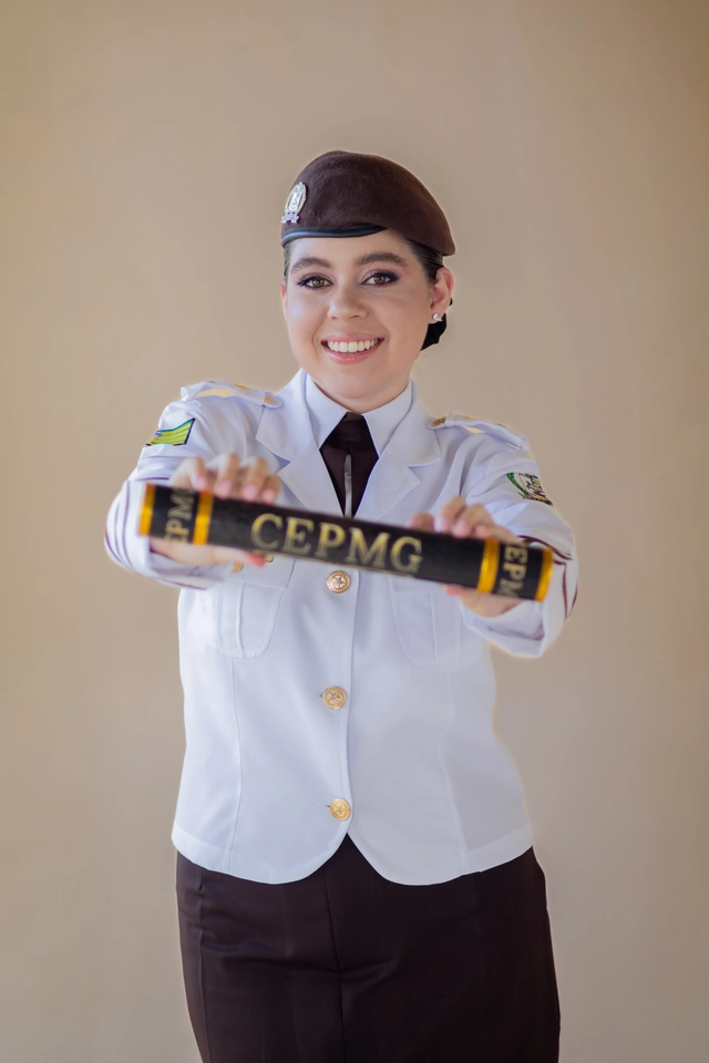 Família acompanhando a cerimônia, Colégio Militar, Goiânia