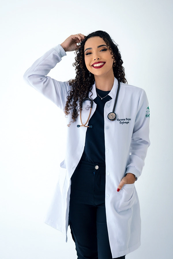 Retrato de corpo inteiro, ensaio de meio de curso de Enfermagem, Rayane, Goiânia