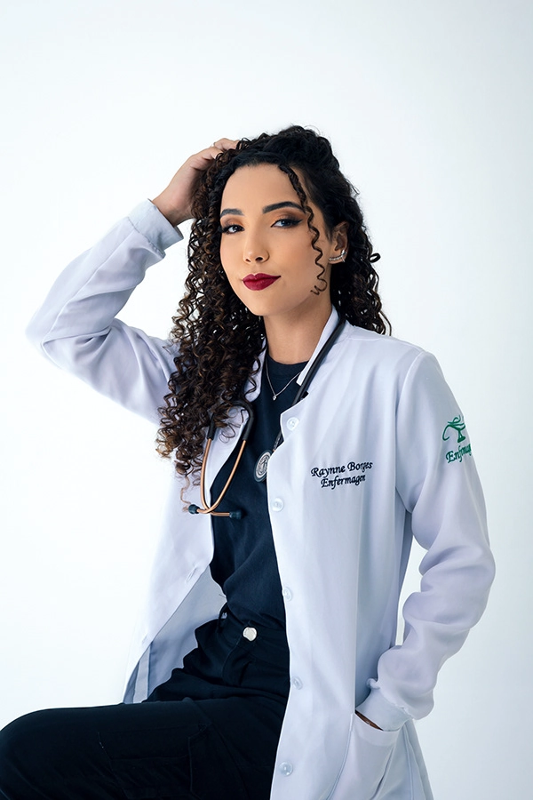 Retrato de meio de curso de Enfermagem, Rayane, Goiânia