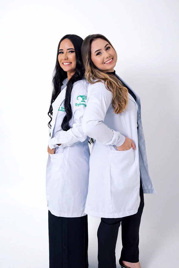 Amigas de turma de Enfermagem comemorando, Unifan, Goiânia